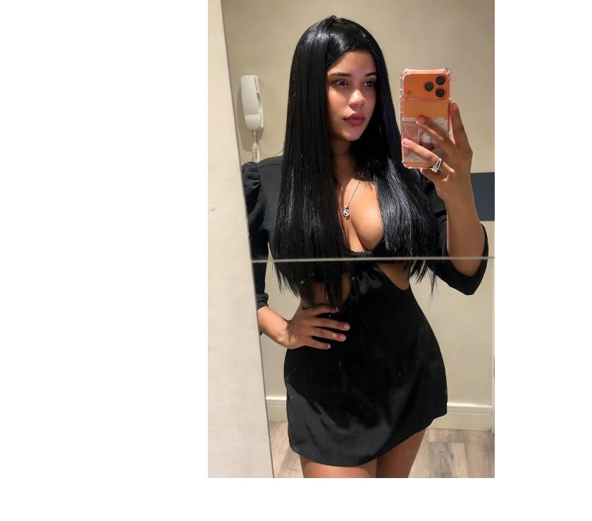 Escorts North West London Harrow - Photos for 🔥PARTY GIRL NEW IN TOWN 🍑🔥INDIA 💯