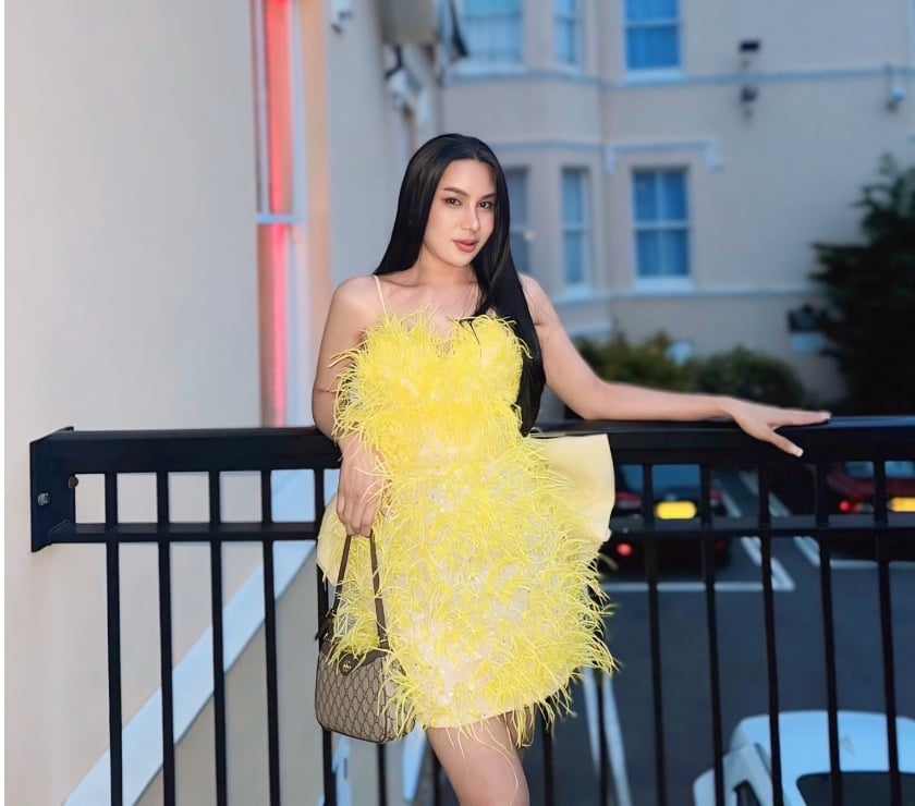 Escorts York York City Centre - York - Photos for Slim Busty Sexy Pretty Face Thai TS Ladyboy 🔥 in Town x