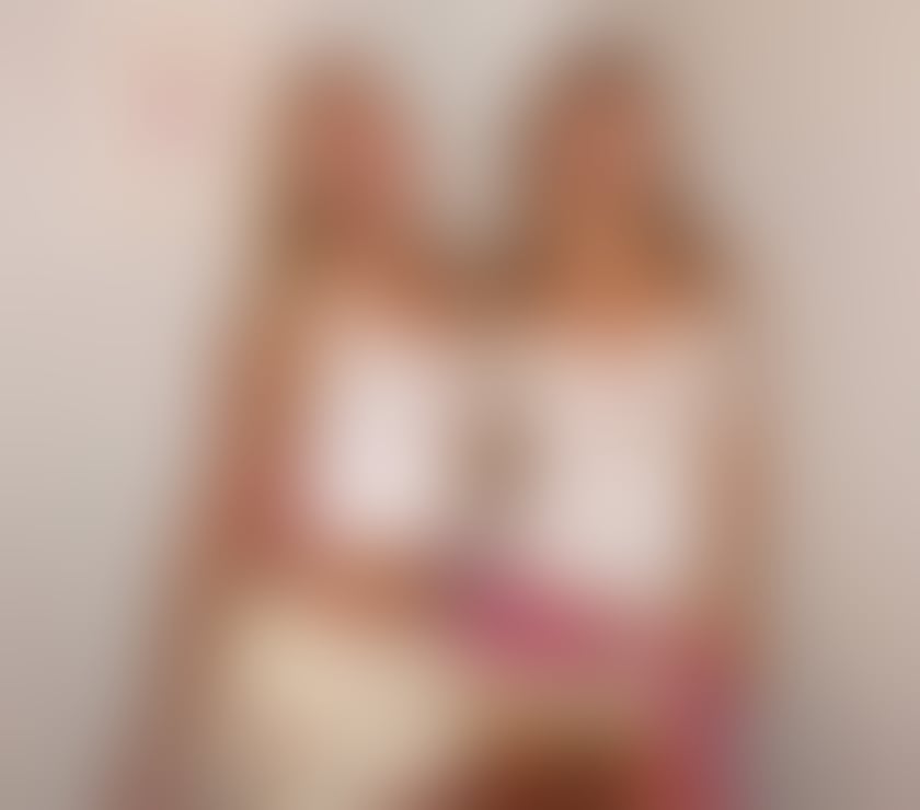 Karina and Wendy💋Hot girls💋call me 07494226568
