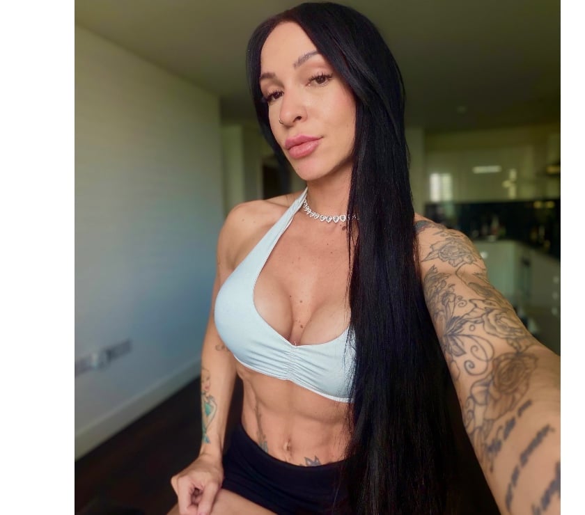 Colliers Wood Station - South West London — LARA FITNESS 😍🔥