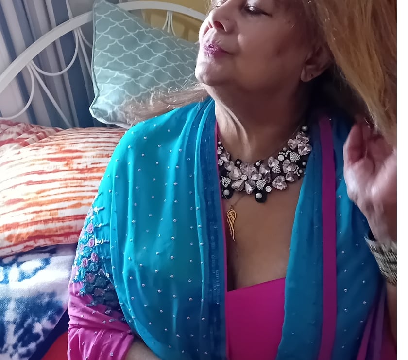 Escorts South West London Richmond upon Thames - Photos for INDIAN 5 🌟 BRITISH MASSAGE AND ESCORT