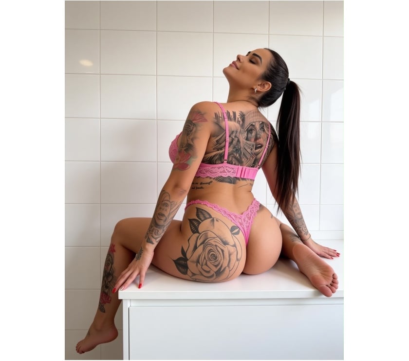 Escorts North West London Wembley Park - North West London - Photos for 🍀❤️ MELLY PARTY FROM 40£ HA9❤️🍀