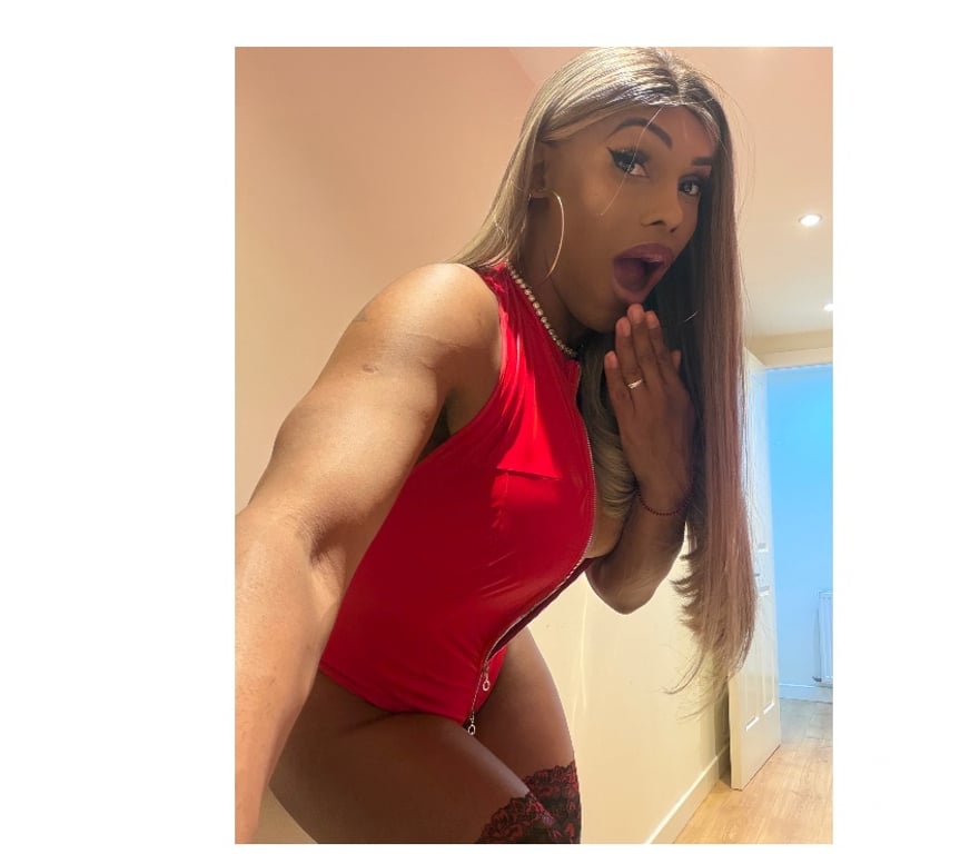 Trans Escorts West Midlands Birmingham - Photos for 🪭Dominant Antonella Available in Birmingham✅