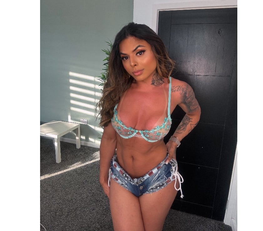 Trans Escorts Aberdeen Aberdeen City Centre - Aberdeen - Photos for TS EMILY - TOP NUMBER 01