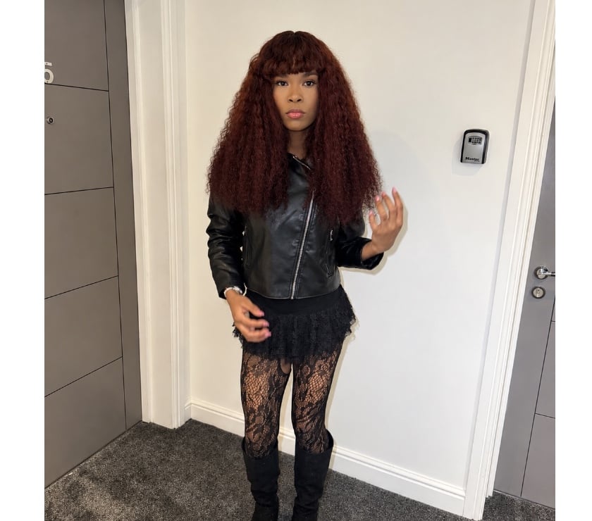 Trans Escorts Central London London Bridge Station - Central London - Photos for 🇧🇷 Bela Brazilian trans girl 9 inches dominante