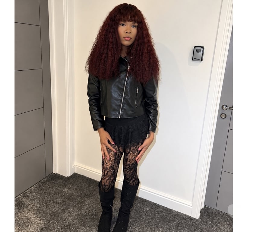 Trans Escorts Swansea - Wales Swansea City Centre - Swansea - Photos for 🇧🇷 Bela Brazilian trans girl 10 inches dominante