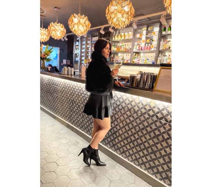 Escorts South West London Clapham Junction Station - South West London - Photos for 🔥 Sexy Curvy Brunette SW11 - VIP Service 🔥