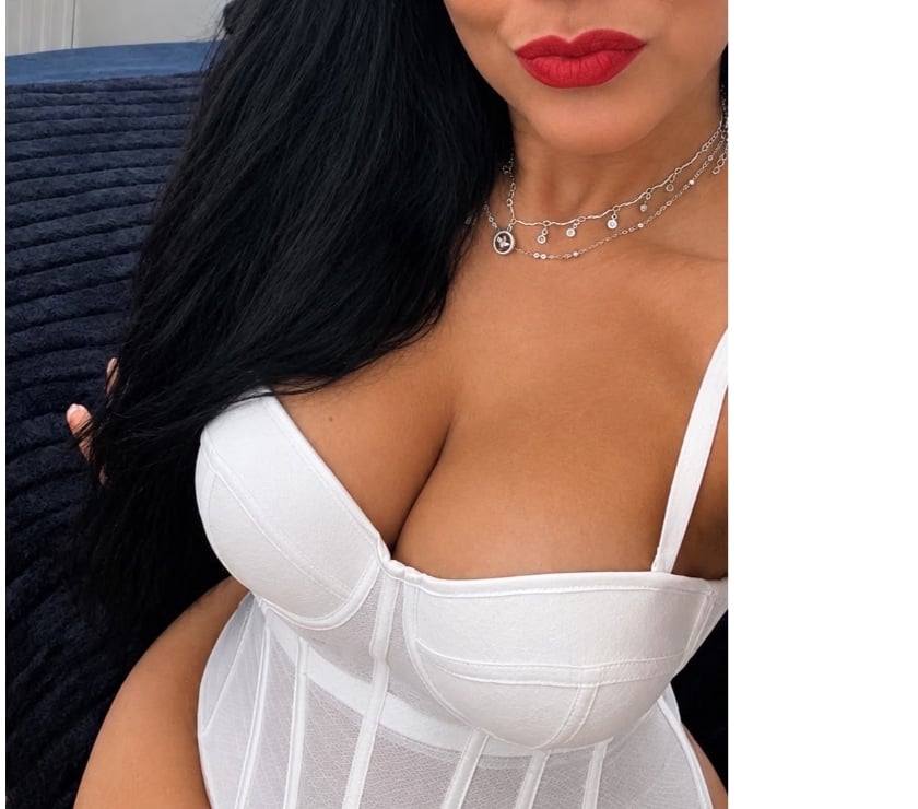 Croydon Town Centre - Croydon — BRUNA 🔥Experienced, big boobs and butt, party girl.