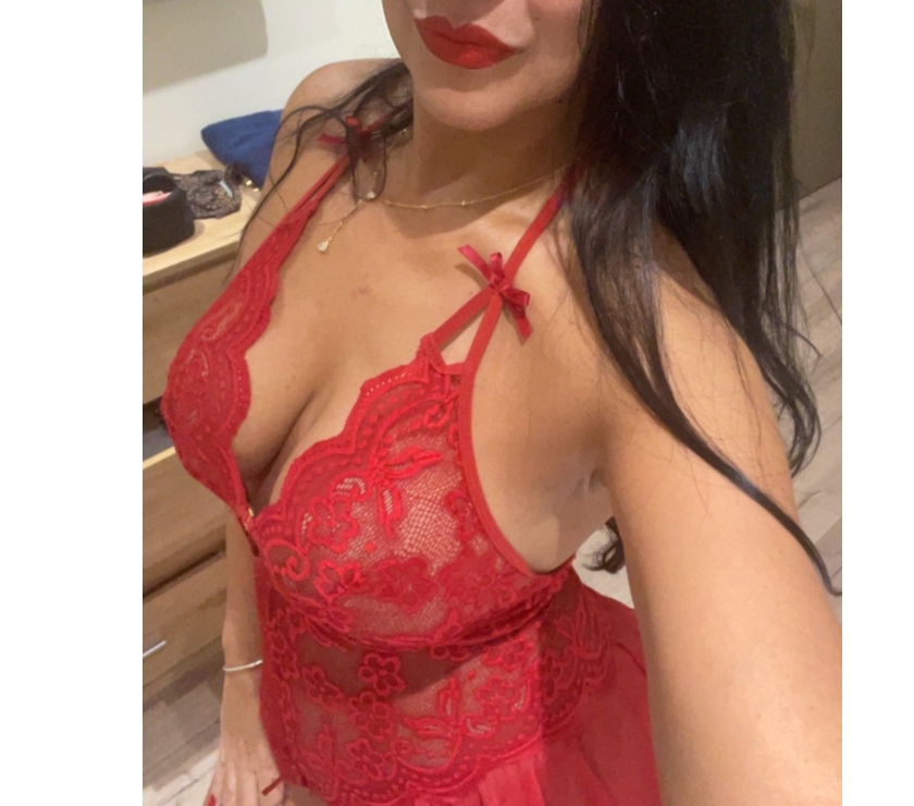 Escorts South East London Croydon - Photos for BRUNA 🔥Experienced, big boobs and butt, party girl.