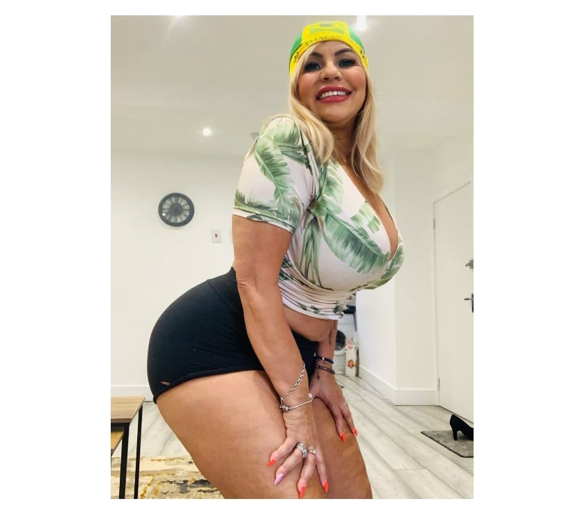 Ocean Village - Southampton — ❤️Alexia❤️ brazilian big bum for y big boobs💋
