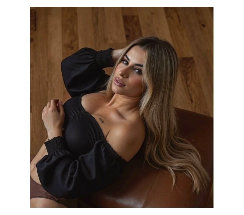 Escorts West London Acton - West London - Photos for GIRL ON FIRE🔥PRETTY LATINA🍑GIRLFRIEND EXPERIENCE