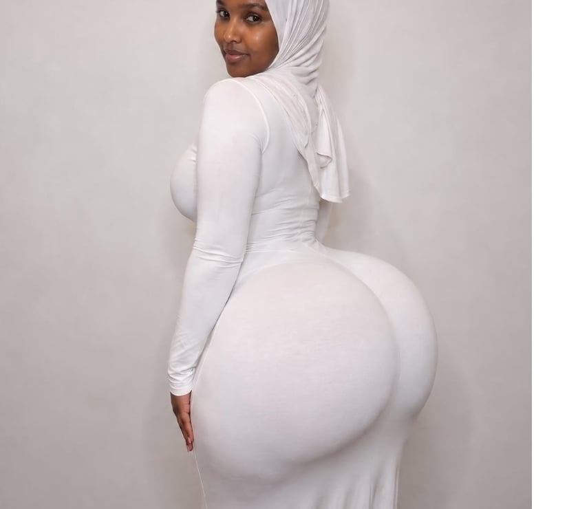 Escorts Staffordshire Stoke-on-Trent - Photos for 🌹 4 hand massage 🌹 Dou free choose 🍑 BIG BUM 💟