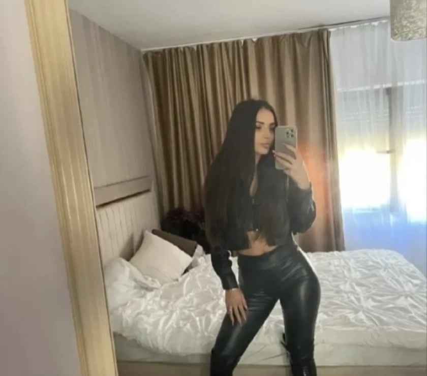 Trans Escorts East London Redbridge - Photos for Hi, give me a call—I'm in your city. Call me