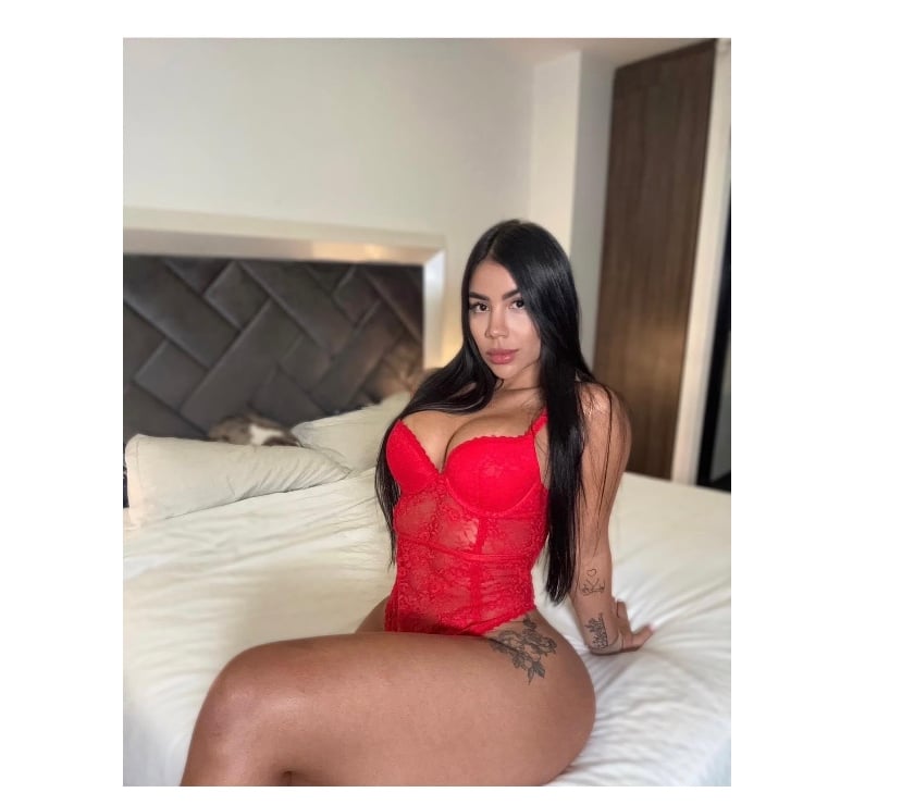 LANA 🎉🇧🇷 SEXY LATINA PARTY GIRL