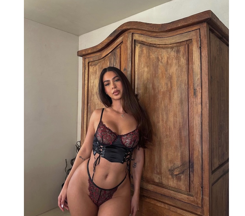 Bristol City Centre - Bristol — Bruna Brazil 🇧🇷 natural body sweet girl 💖 LEVEL A
