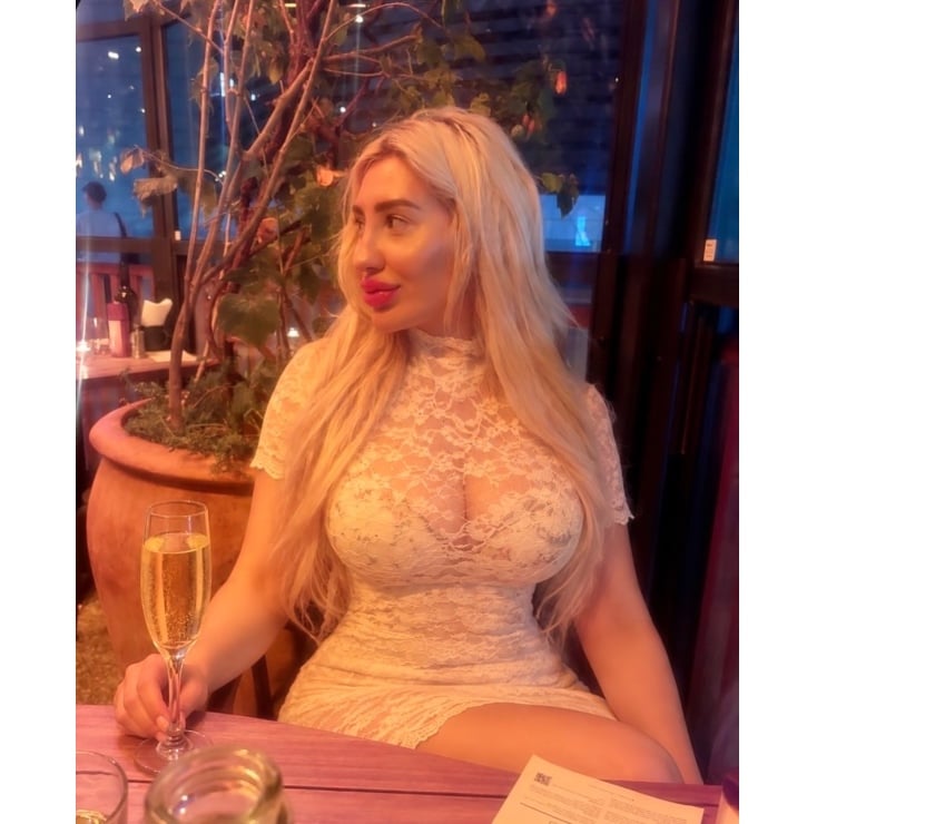 Addictive Bimbo Doll 🥰💖