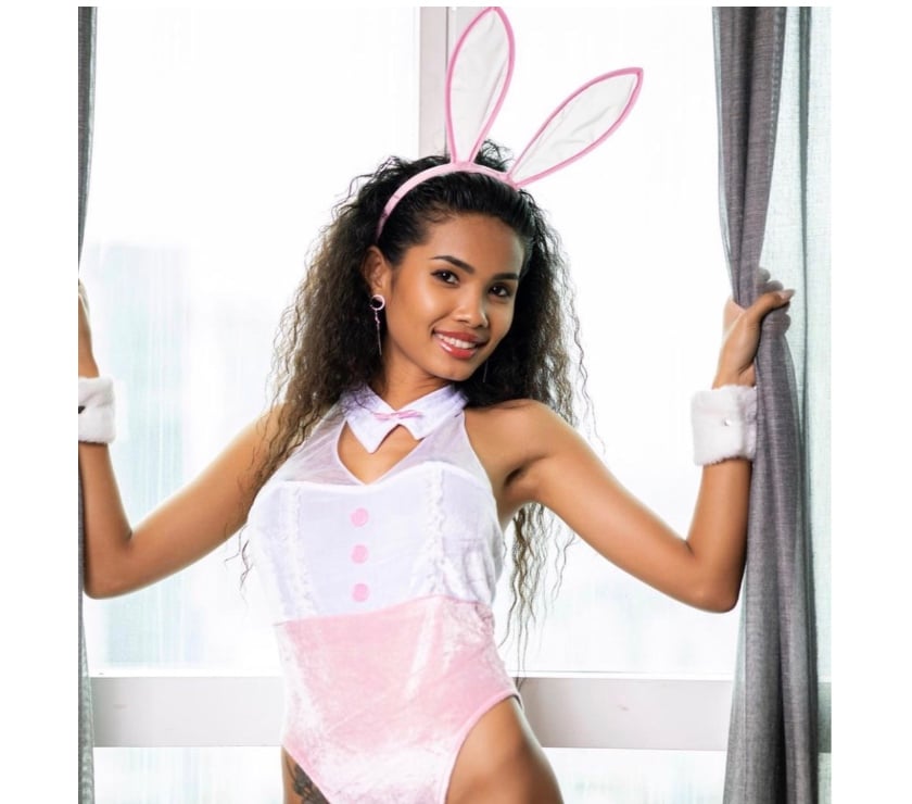 Escorts Lincolnshire Lincoln - Photos for DUALINA HAPPY AURA GIRL, GFE AND PARTY GODNESS 🎀