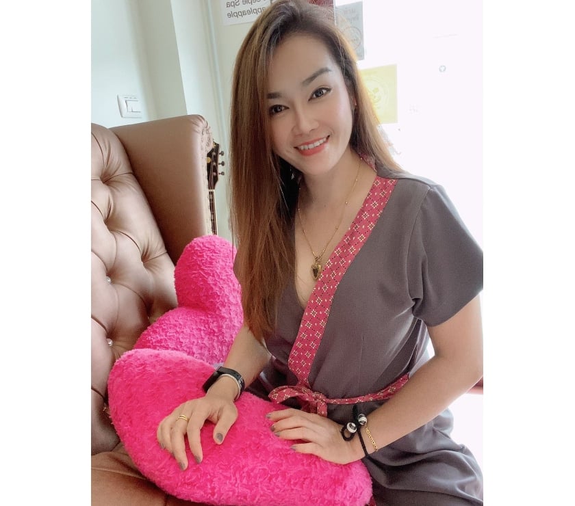 Escorts Warwickshire Warwick - Photos for Emmie Thai Girl - Professional Massage and Body to Body 😘