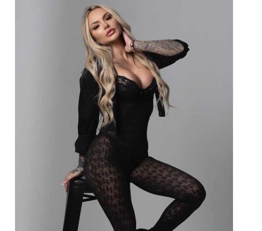 Escorts East London Canary Wharf - East London - Photos for 🔥Sarah Blonde Bombshell 🔥 BEST OWO 💦😋
