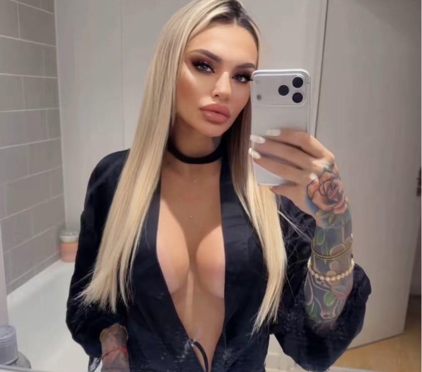 Escorts East London Canary Wharf - East London - Photos for 🔥Sarah Blonde Bombshell 🔥 BEST OWO 💦😋