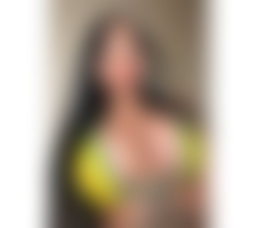 Canterbury City Centre - Canterbury — HOT DAKOTA🔥 PARTY GIRL