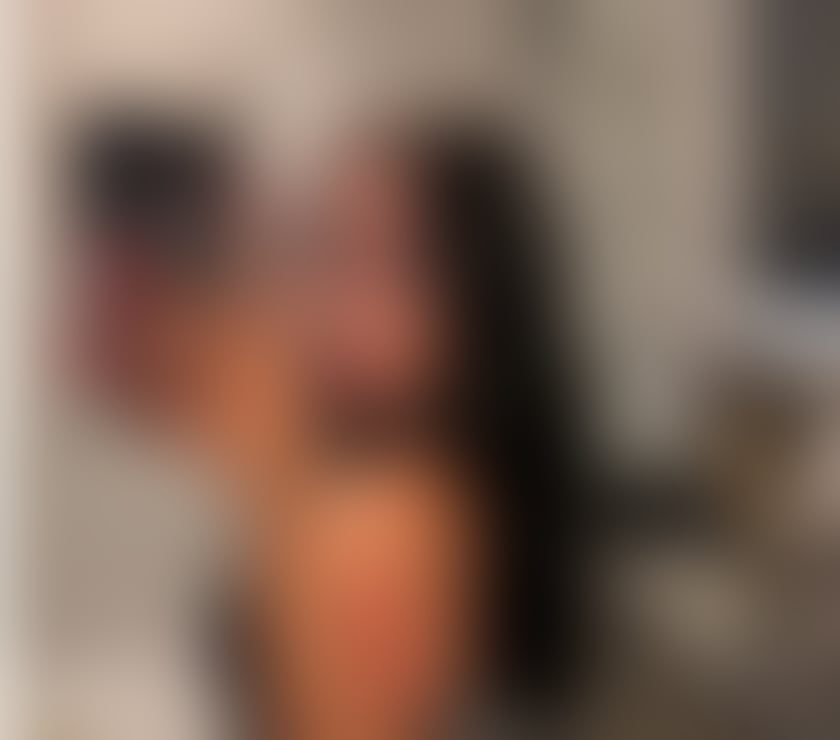 COLOMBIAN MAMI AVAILABLE FOR YOU