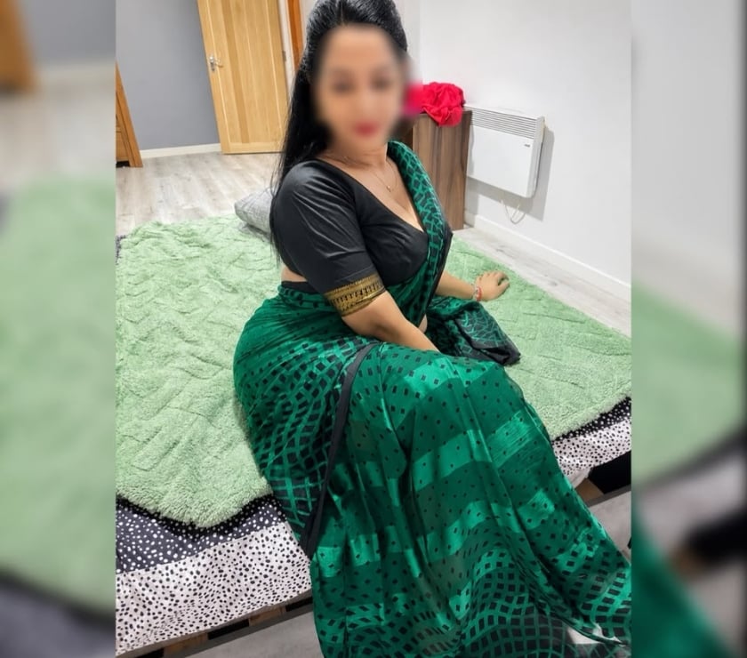 Escorts Buckinghamshire Milton Keynes - Photos for Amutha Tamil kolkata Indian girl new in Milton Keynes