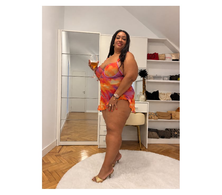 Escorts Hertfordshire Welwyn Hatfield - Photos for JULI 💋 MATURE PARTY LADY IN TOWN 🍾