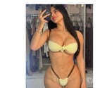 Ambar stunning and HOT🔥🔥🍑