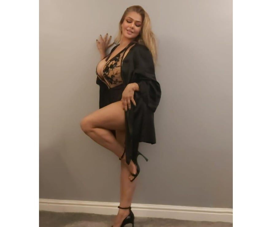 Escorts Shropshire Telford and Wrekin - Photos for 🎉💋 HOT, FUN-LOVING LATINA ! YOUR PARTY GIRL! 🫦🔥
