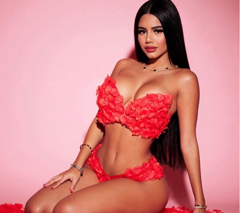 Escorts West Sussex Crawley - Photos for 🌟Nina 🇧🇷 🔥All Natural Body