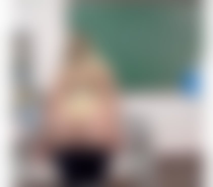Escorts East London Havering - Photos for 👩🏼‍🏫teacher😘best owo🫦💦party milf🥳