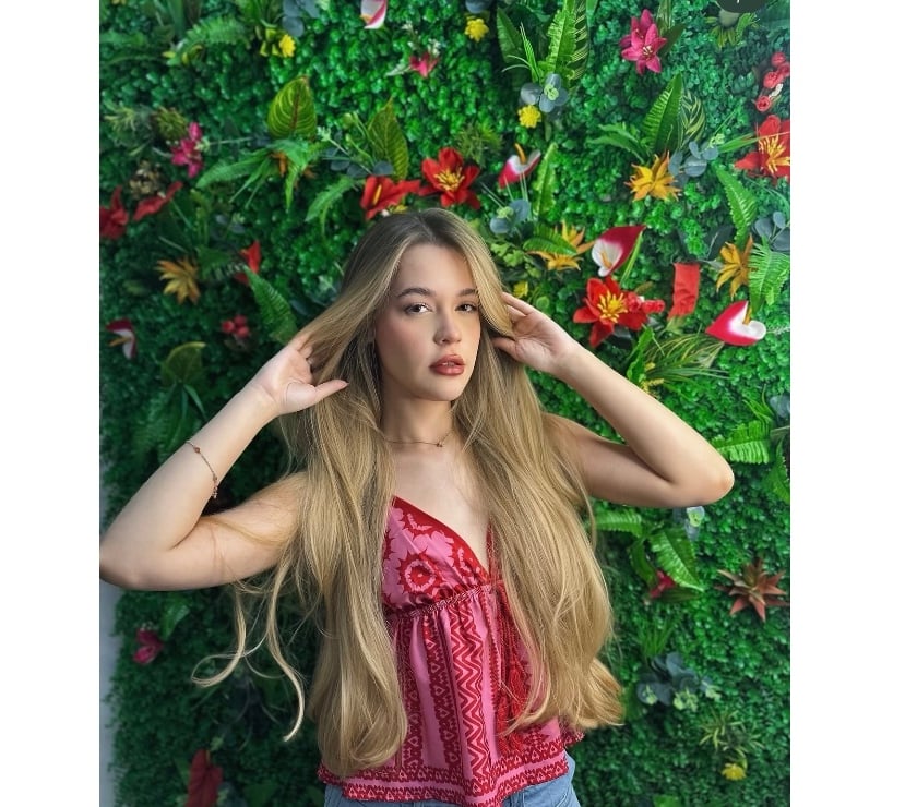 LARIS BEAUTIFUL BRAZILIAN IN THE CITY📍❤️‍🔥