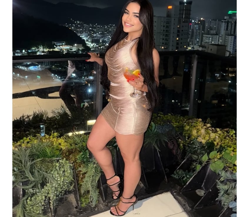 Escorts West Midlands Birmingham - Photos for Naughty Brunette, Party Vibes 😈🥂