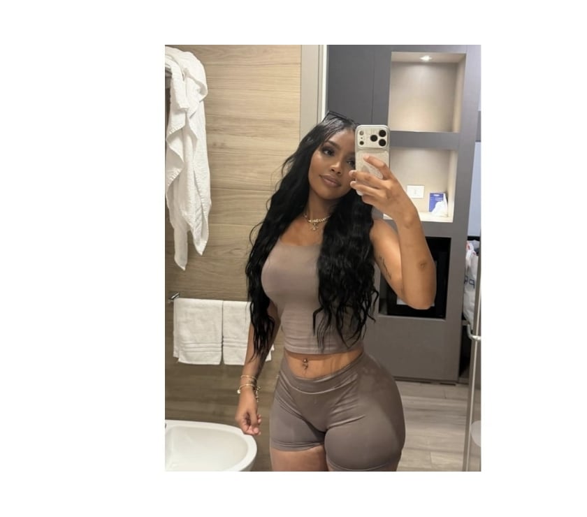 SEXY LATINA IN YOUR TOWN