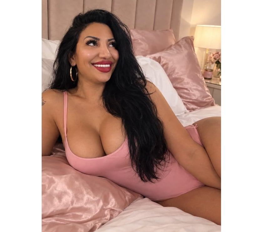 Escorts Greater Manchester Bolton - Photos for VICTORIA 🔞 VICKY ❤️‍🔥 🔥 HOT is back in town