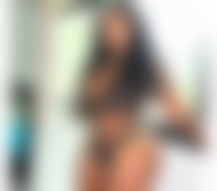Hot Caribbean girl 🔥