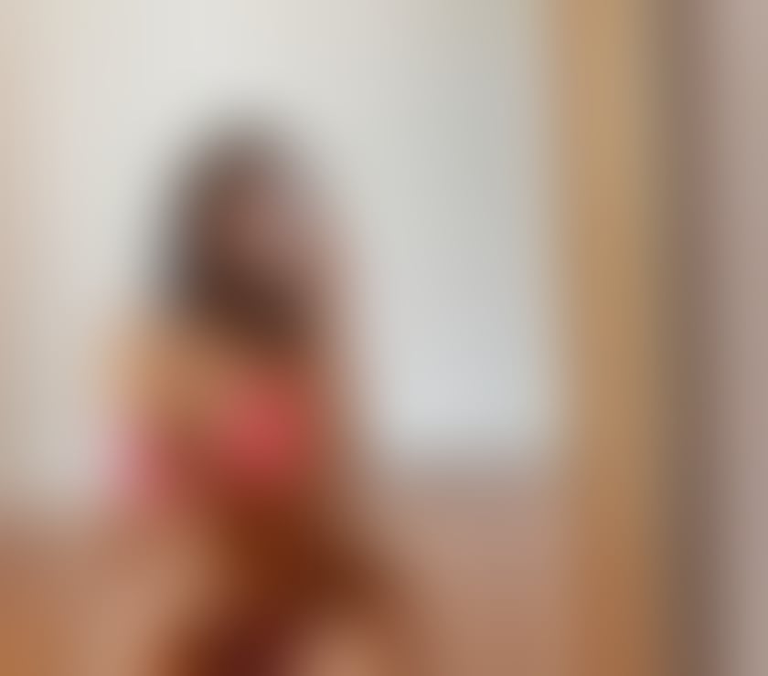 Escorts West London Hounslow - Photos for TINNY💦 HOT CURVY PARTY-GIRL🥂INCALL&OUTCAL TOYS🍭