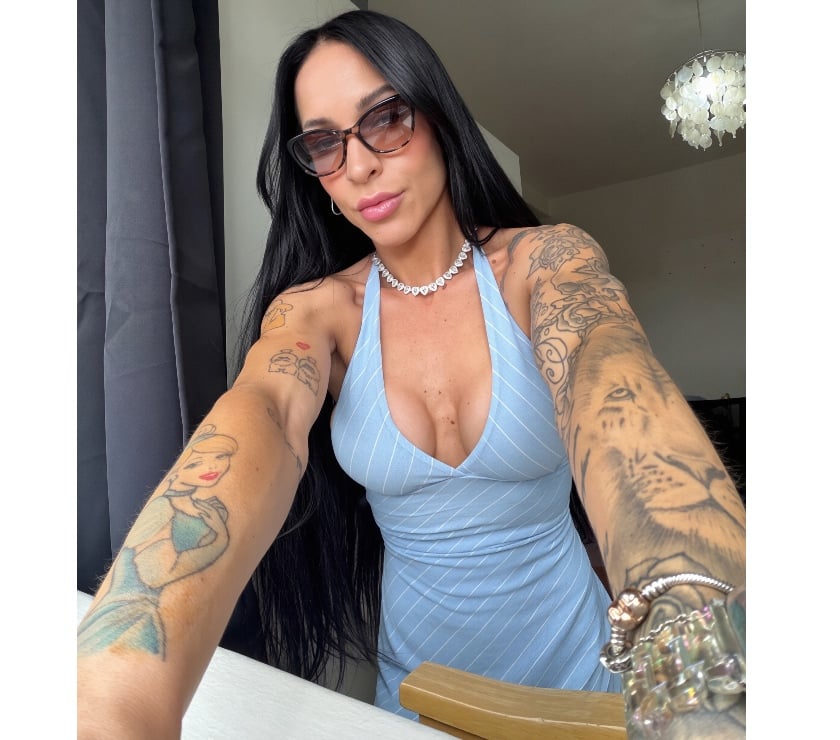 Wimbledon - South West London — BRUNETTE SLIM🔥