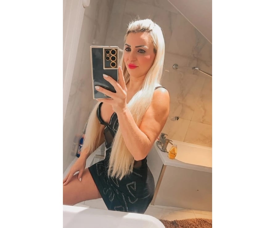 Watford Town Centre - Watford — Carlinha 🍑❤️🍆🥳🍾🍷