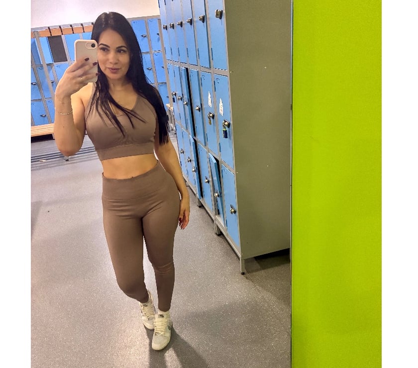 Escorts Essex Harlow - Photos for Cris🔥sexy Girl🎉