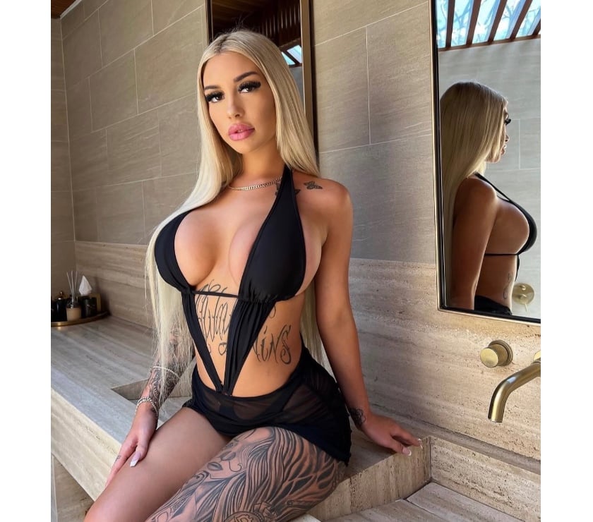 Escorts West London Acton Central Station - West London - Photos for 💯 REAL PIC 🔥 ATTRACTIVE GIRL FOR COMPANY 💋