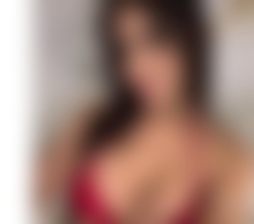 Bia 21 years old hot Brazilian girl