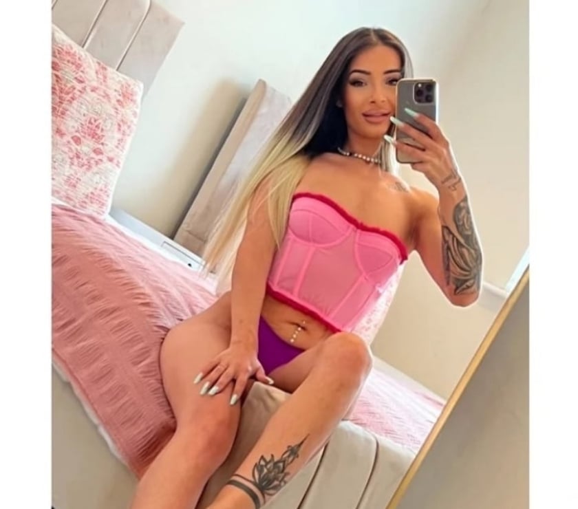New girl❤ 🔝Kira😘 new in town 👅
