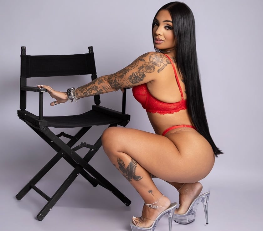 Escorts West Yorkshire Leeds - Photos for Mirella - Brazilian Sensation
