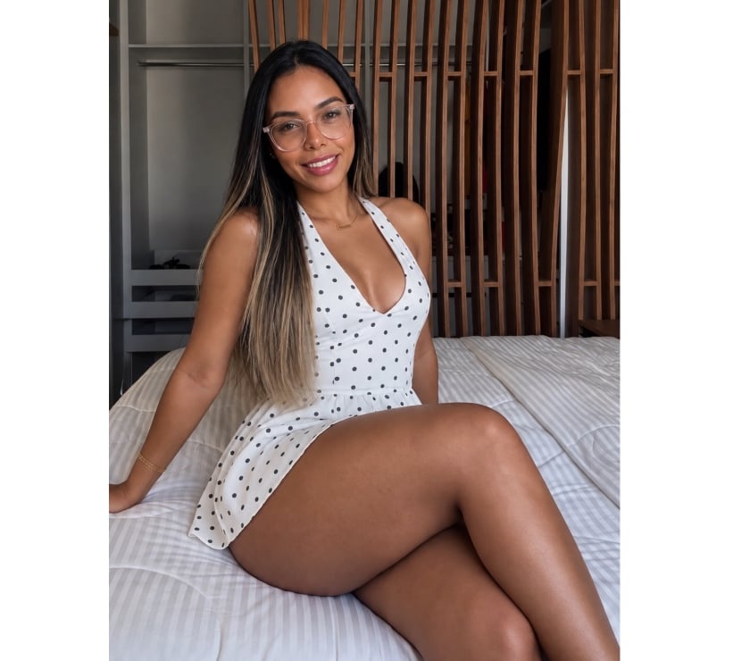 Escorts Cardiff Cardiff City Centre - Cardiff - Photos for Brazilian girl Aline 🇧🇷 Hot brunette without rushing