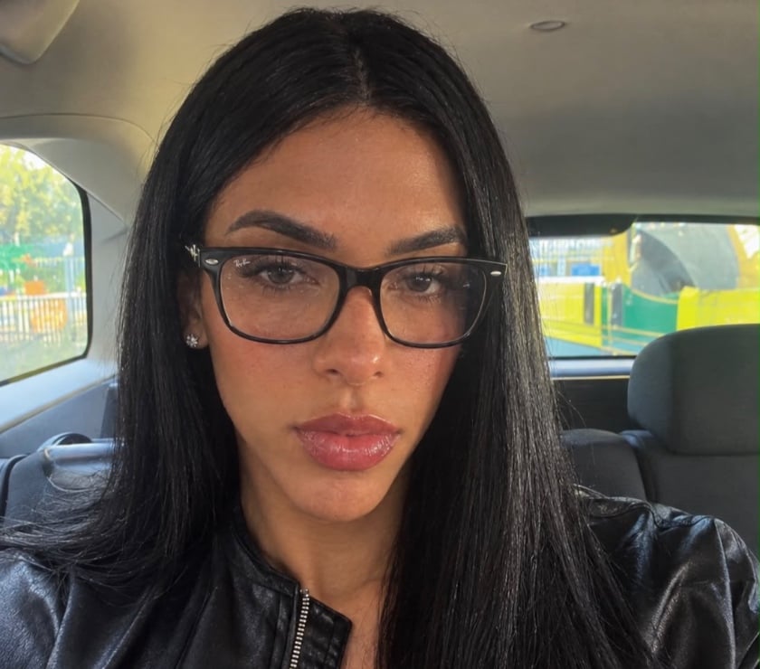 Trans Escorts Nottinghamshire Nottingham - Photos for LARIZZA VAZ - YOUR NERD XXL 😘🍆