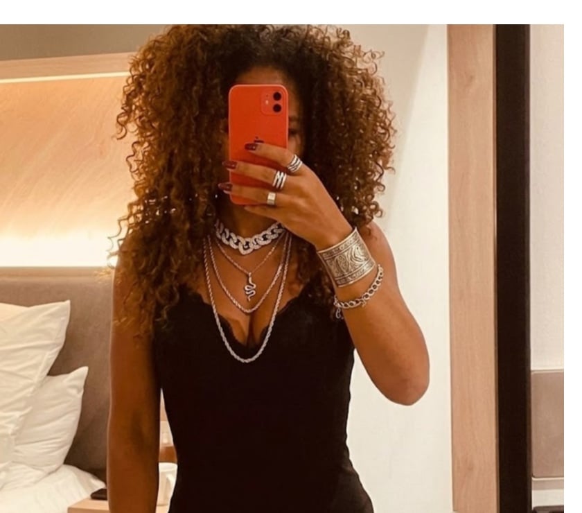 Escorts Devon Plymouth - Photos for Busty Mixed Race Escort ln Plymouth
