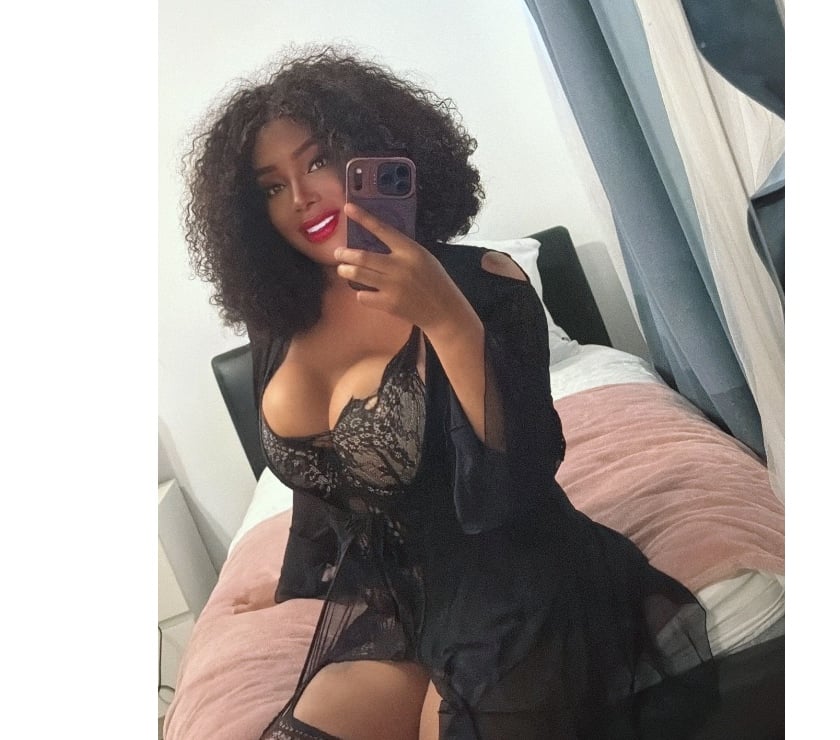 Baneswell - Newport - Wales — Sophie black ebony girl party 🎉