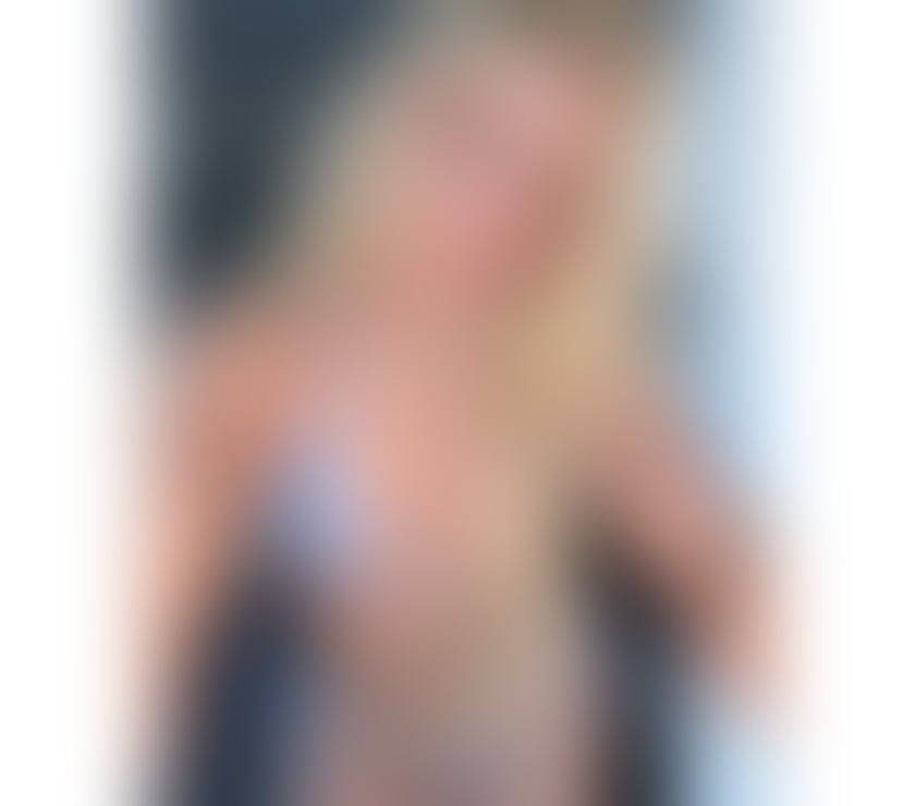 Swansea City Centre - Swansea - Wales — Luma new blond 🇧🇷👱‍♀️📸💋